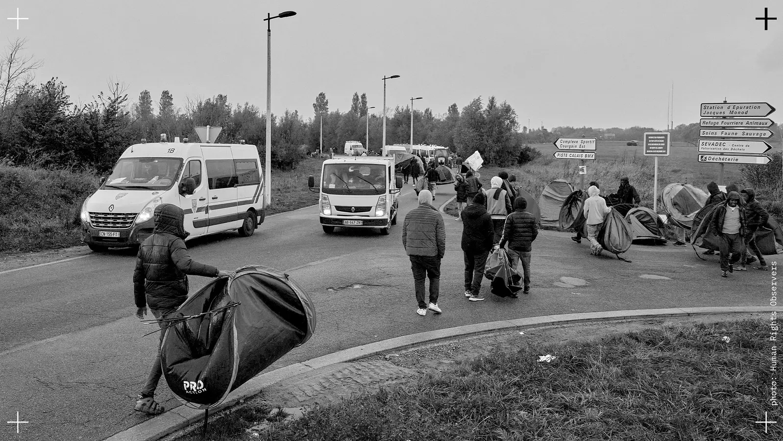 Exilés à Calais : quand l’Etat fait le pari de la violence. Le rapport qui accable