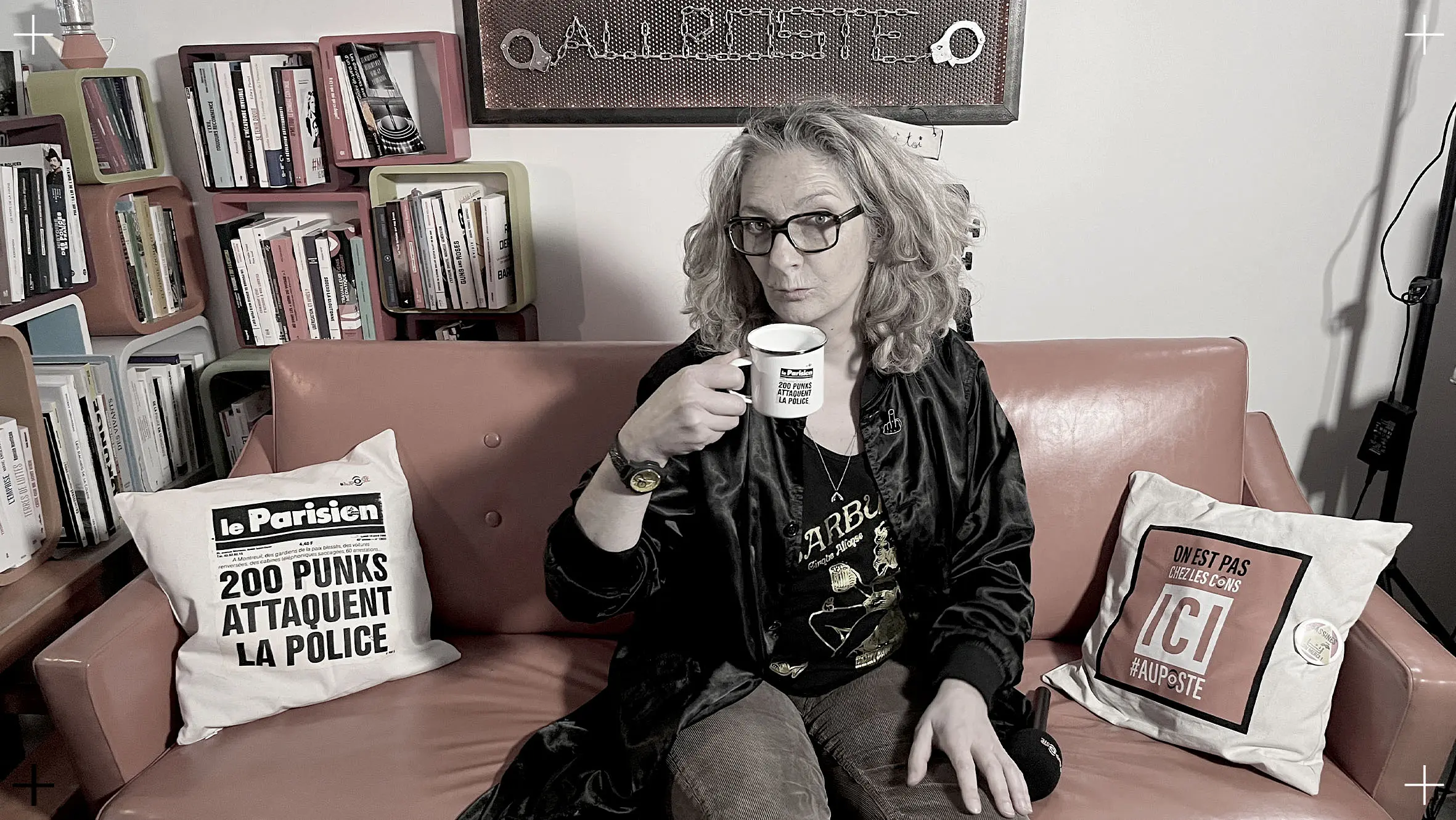 Corinne Masiero convoquée Au Poste