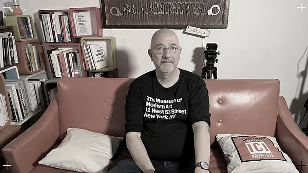 Philippe Corcuff est professeur de science politique à l’Institut d’études politiques de Lyon. Ses recherches se situent au croisement de la sociologie et de la philosophie politique. Il est l’auteur d’une dizaine d’ouvrages chez Textuel, dont le remarqué La Grande Confusion (2022).