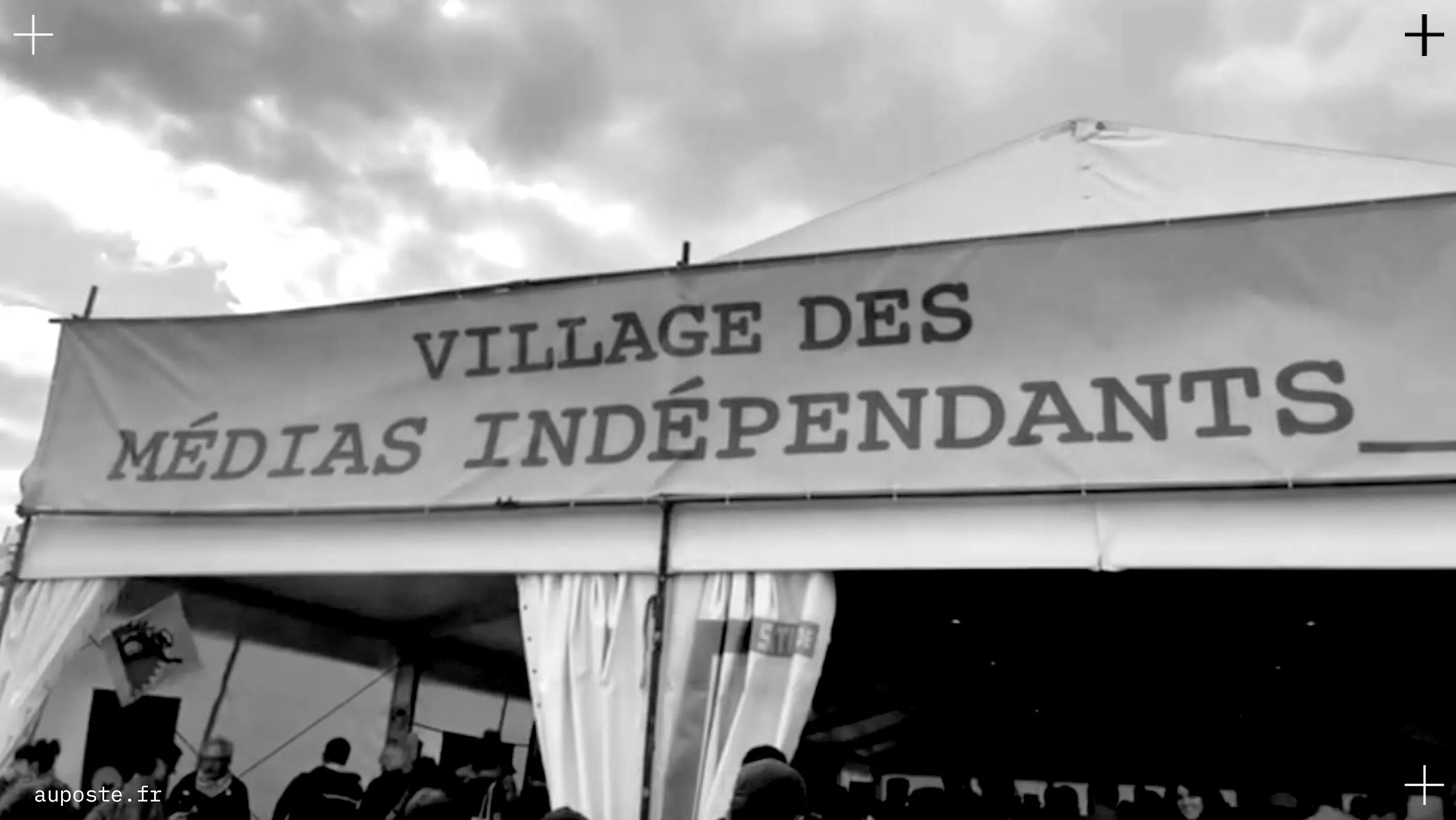 Dans le chaudron du Village des Médias Indépendants