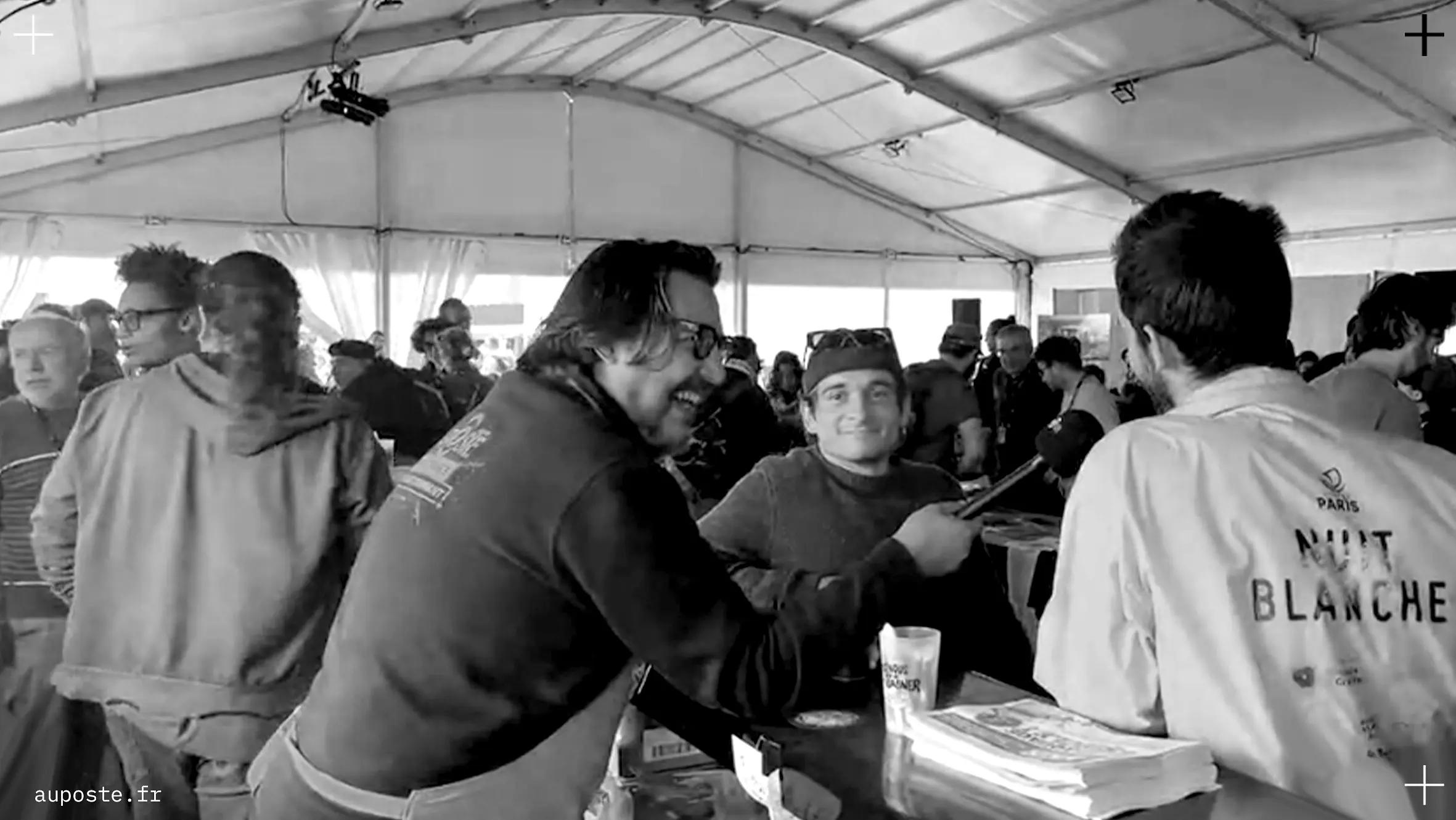 La brigade d’Au Poste, à votre service !