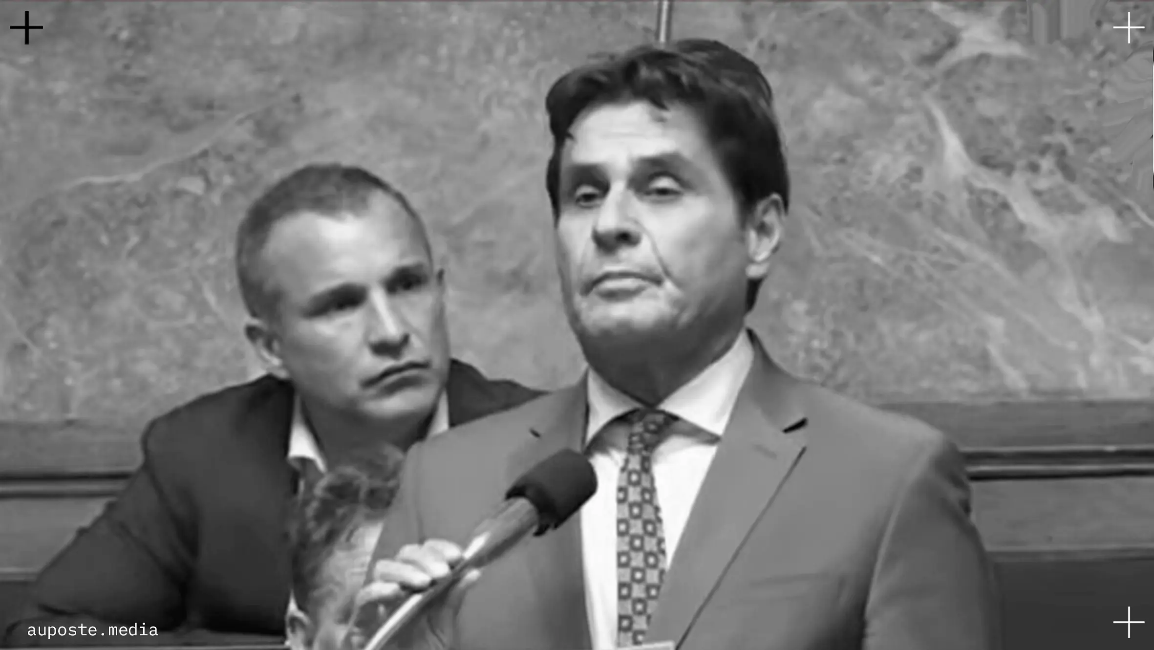 « Ne serait-ce pas la police qui devient un problème pour la justice ? » Marc Pena